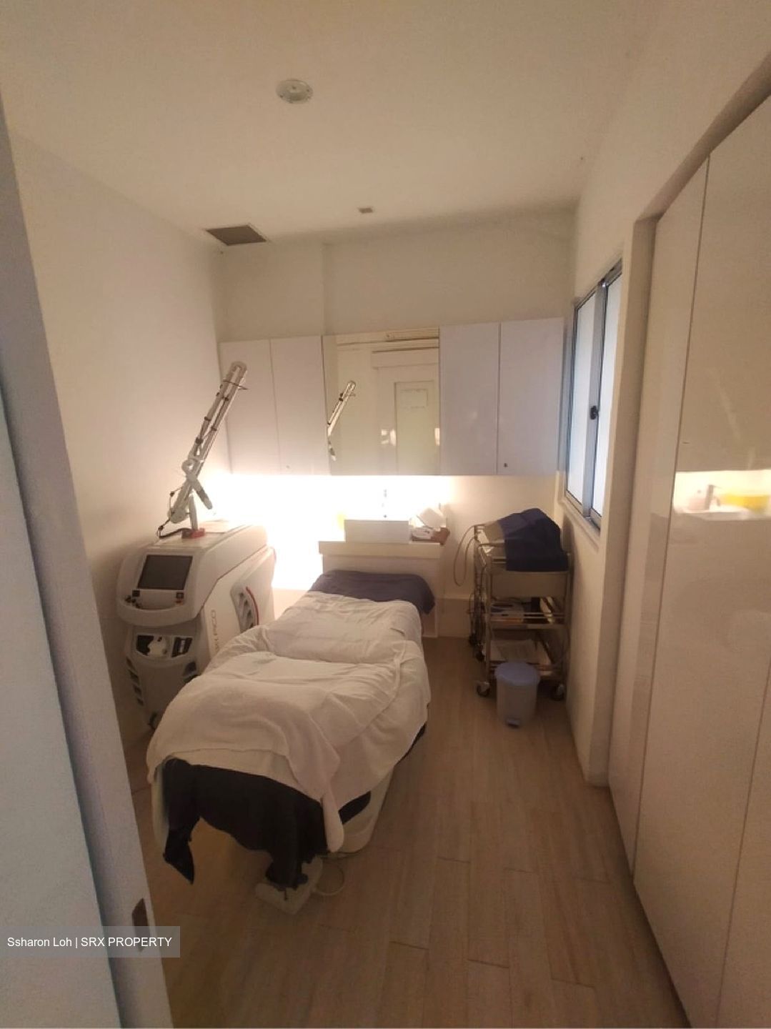 Ang Mo Kio Avenue 8 (D20), Shop House #596366111